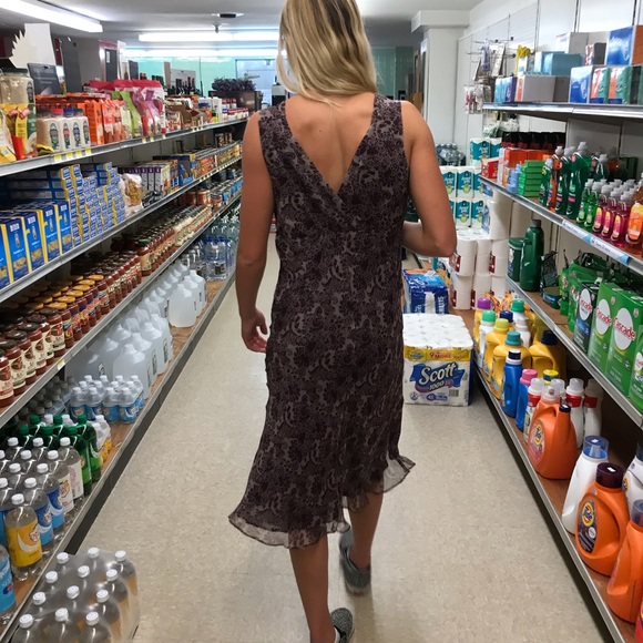 🌹SILK DRESS 🌹 - Picture 2 of 4